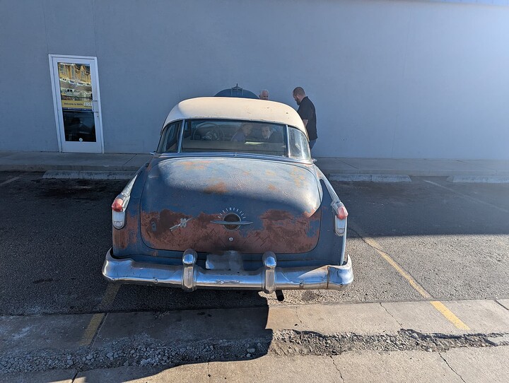 PXL_20241231_181116295~2