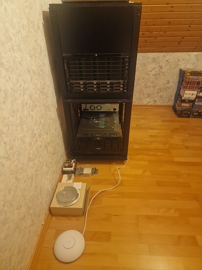 18_Server Rack 1