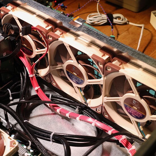 20240805_213614_31E8108E