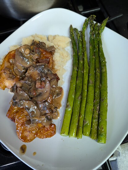 PXL_20250301_214208679.RAW-01.COVER