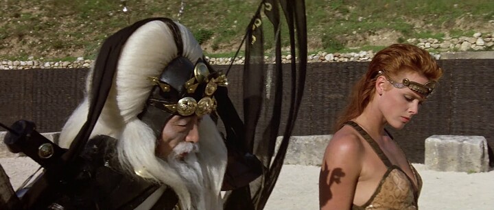 vlcsnap-2025-12-07-16h48m00s610