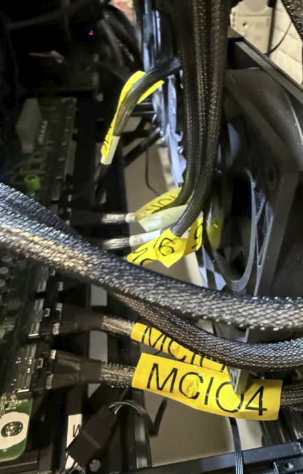mcio cables to turin board