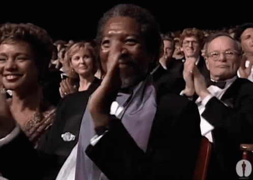 morgan-freeman-applause (1)
