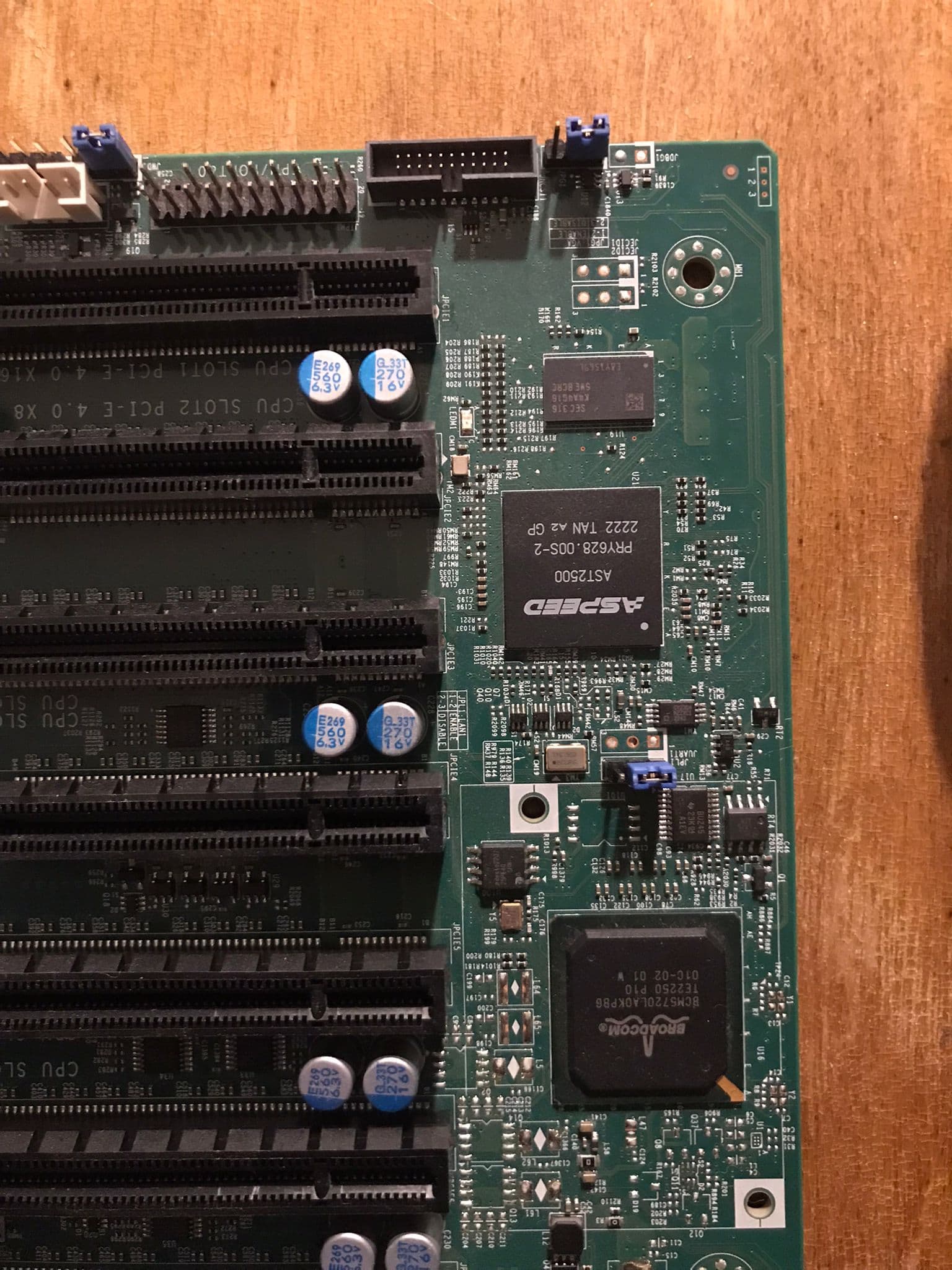 SuperMicro h12ssl-i power led blinking - Hardware Hub